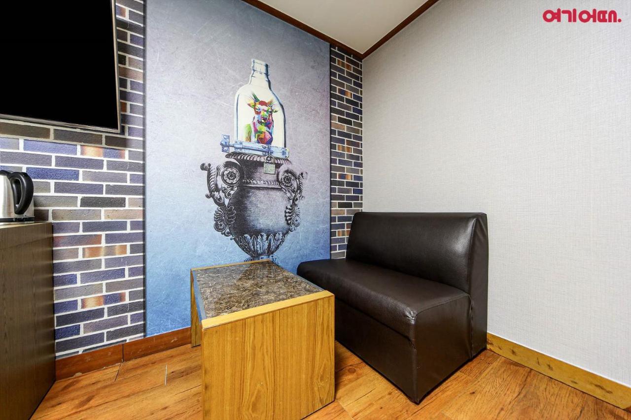 World Hotel Chuncheon Esterno foto